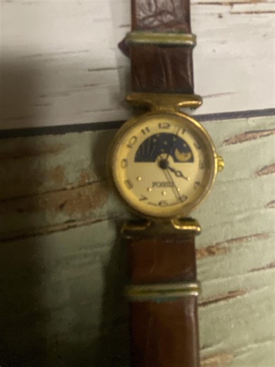 Vintage Fossil Moonphase Watch | Gold Plated Ladies Wristwatch - Etsy