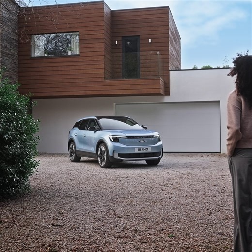 Fra by til bjerge og alt derimellem. Den 100 % elektriske Ford Explorer kan det hele, så hvad venter du på? 🤩 Kan bestilles nu: https://www.ford.dk/personbiler/electric-explorer #FordExplorer #Explorer | Ford Danmark