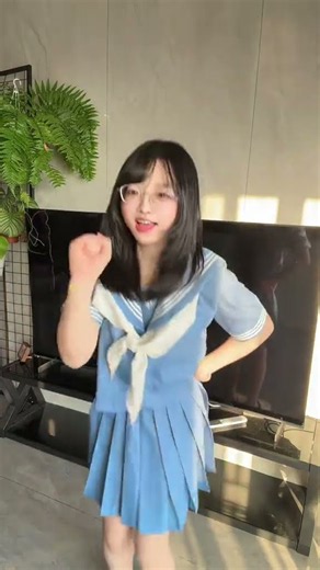 宅舞時光！少女時代 Gee 帶來極致愜意，JK 穿搭太可愛👗 #Gee #少女時代 #宅舞