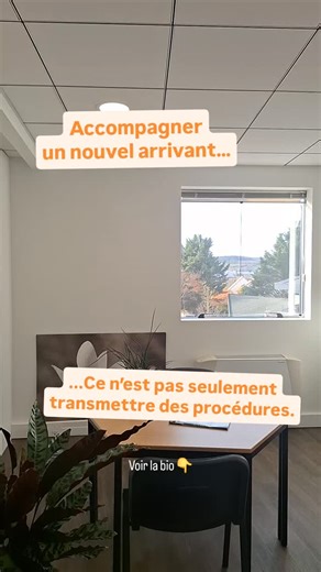 Le rôle du tuteur en entreprise… Accompagner un nouvel arrivant, c’est bien plus qu’un processus : c’est une intention, une posture, une manière d’être. 1️⃣ Incarnez votre rôle de tuteur Si vous deveniez ce repère rassurant dès les premiers instants ? Un accueil authentique, une présence calme, une transmission naturelle ou vous pouvez offrir un cadre où l’autre peut s’épanouir. 2️⃣ Explorer des pratiques d’accompagnement plus fluides Vous pouvez utiliser des approches simples, humaines et effic