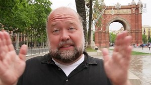 Packing Cubes or Rolling Your Clothes: What is better for packing?