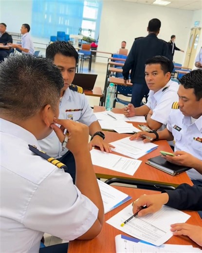 ⚓ Weighing risk before weighing anchor We’ve just wrapped up a five-day Advanced International Ship and Port Facility Security (ISPS) Code training at the Sultan Ahmad Shah Maritime Academy (AMSAS) in Pahang, Malaysia! With support from the Auswärtiges Amt , our trainers worked closely with 22 senior officers from the Agensi Penguatkuasaan Maritim Malaysia (MMEA) to strengthen their ability to audit port facilities, coordinate emergency responses, and enhance maritime safety planning. Through pr