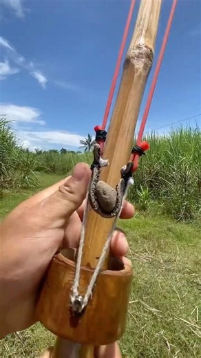 Diy Slingshot Spooky with stone 👏#woodworking #handmade #diy #satisfying
