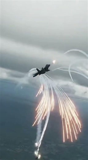 “F-22 Raptor vs Missile Storm 🔥 | Insane Evasive Maneuvers & Flare Chaos (Cinematic)