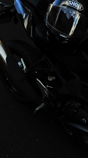 Explore the Kawasaki Ninja ZX-4R Motorcycle