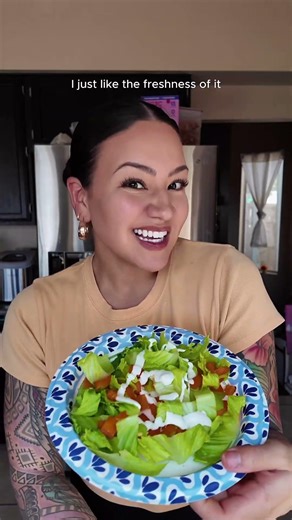 Low Carb Chicken Crust Pizza (55g Protein!) | Easy Pregnancy Friendly Recipe