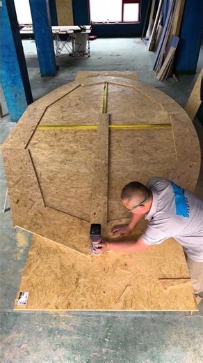 Genial Way To Cut A Perfectly Smooth Oval Using A Sliding Template