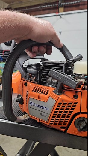 #mechanic #smallenginemechanic #smallenginerepair #husqvarna #chainsaw #repair #husqvarnachainsaw #2stroke #fyp