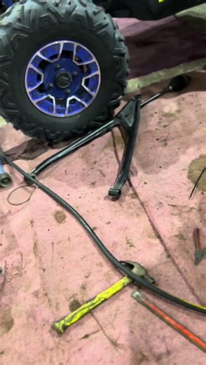 Guy’s u seen a floating UTV 🥶🥶🚀🚀🚨#automobile #canam #offroad #floating