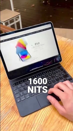 Apple Liquid Retina XDR Resolution Display of The iPad Pro 2022 😱😱