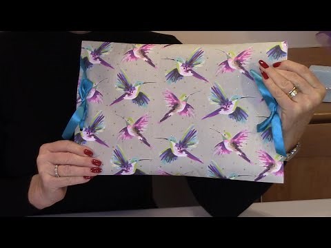 HOW TO GIFT WRAP CLOTHES