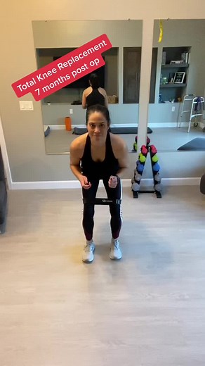Reply to @adelezim The exercises I started with following my #totalkneereplacement #totalkneereplacementrecovery