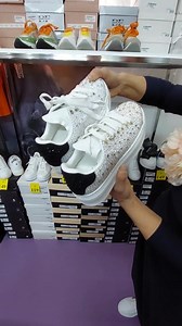 8.6K views · 334 reactions | Per visitare il nostro sito cliccate sul link https://annacalzature.store/ Buongiorno ragazze contattateci tramite whatsapp per effettuare le vostre prenotazioni ai seguenti numeri Anna 3371020873 Paola 3491223132 Le spese di spedizione sono 10 € fino ai 119€,dai 120€ le spedizione è gratuita Tutti i cambi e resi sono a carico del cliente. | Anna Calzature | Facebook