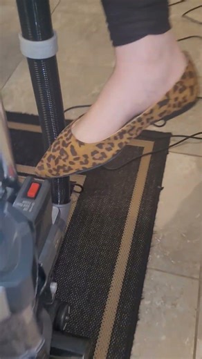 Leopard Print Flats Are Fun To Wear #leopardprint #footfashion