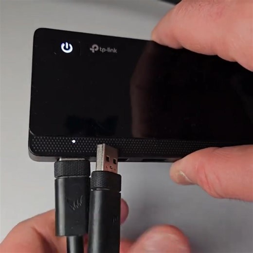 USB Hub physical switches