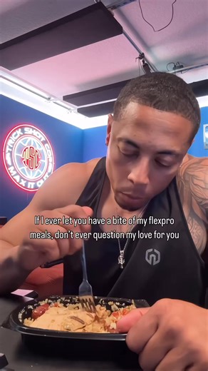 Because giving up even one bite of this is a big deal. 🔥 High-protein, zero prep, full flavor. Grab 50% off at the link in our bio! 🔗 #HighProteinMeals #MealPrepMadeEasy #FlexProFam #FuelYourGoals #HealthyEatingSimplified | FlexPro Meals