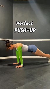 The push-up is a compound, multi-joint movement. It doesn‘t just work your chest - it also targets the anterior deltoids and triceps. While the chest muscles are the primary focus, your shoulders and arms play a major role in the movement. To perform push-ups with proper form and get the most benefit, here are 4 key details you need to focus on: 1. Elbow angle & hand position Keep elbows at about a 45° angle by externally rotating your shoulders. Spread your fingers for better stability and wris