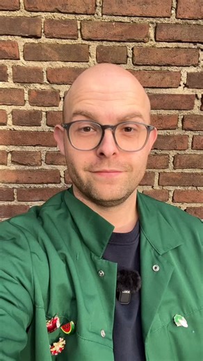 𝗧𝗵𝗲𝗮𝘁𝗲𝗿𝘃𝗼𝗼𝗿𝘀𝘁𝗲𝗹𝗹𝗶𝗻𝗴 𝗞𝗹𝗲𝗶𝗻𝗲 𝗔𝗮𝗽 – 𝘃𝗼𝗼𝗿 𝗸𝗶𝗻𝗱𝗲𝗿𝗲𝗻 𝘃𝗮𝗻 𝟮 𝘁/𝗺 𝟳 𝗷𝗮𝗮𝗿! 🐵 Kleine Aap zit vol verhalen, maar het lijkt alsof niemand écht luistert… Herkenbaar voor veel kinderen! In deze interactieve voorstelling ontdekken de kinderen hoe belangrijk het is om gehoord te worden. Verwacht humor, liedjes, spelplezier én volop interactie! 🌟 ⏰ Duur: 30–35 minuten 🎟️ Deelname gratis, graag vooraf aanmelden via https://www.bindbibliotheken.nl/denationalevoo