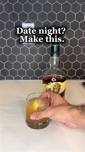 Sweet and Smooth Gold Rush Cocktail Recipe