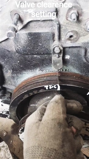 Perfect Valve Clearance Setting for Smooth Engine Performance #automobile #mechanic