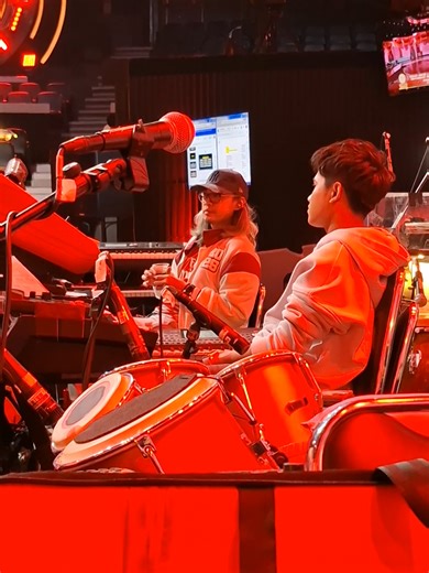 Asik Main Keyboard Shalawatan Versi Alm Uje