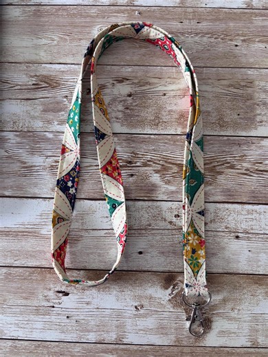 Upcycled Fabric Lanyard | Handmade Patchwork Key Lanyard | Eco-friendly Wristlet | Boho Floral Lanyard - Etsy
