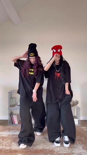 Batman or Spider-Man?🎮 @stttive @zarinamartinna | Zarina martina