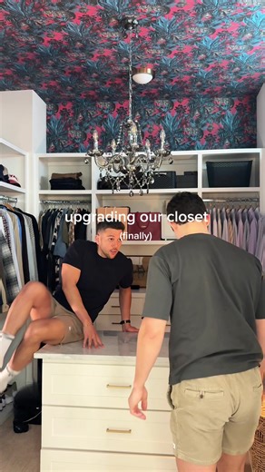 That was a workout 😪. The new light had been just sitting in our closet on the ground for a month so it was finally time! Nothing wrong with the old one, it just wasn’t our style. What do you guys think? #lighting #interiordesign #interior #homeimprovement #design