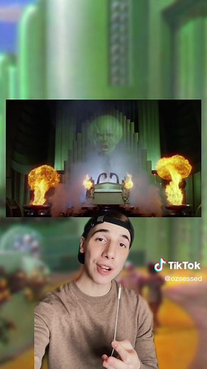Replying to @ht8883 How did they make the Wizard’s floating head in The Wizard of Oz? #fypシ #wizardofoz #judygarland #hollywood #oz