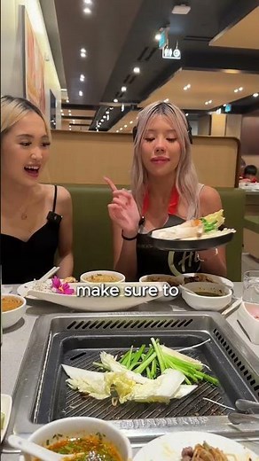 Experience the Ultimate Hot Pot at Haidilao: Delicious Broths & Fresh Ingredients! 🍲