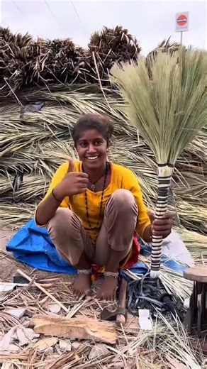 खजूर के पत्तों से लाखों कमाने वाली लड़की #shortvideo #ytshort