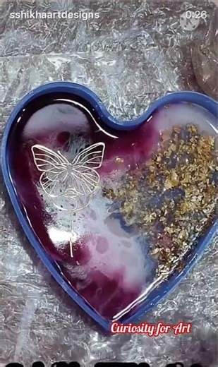 Resin Heart Gifts| resin tutorial #shorts#viralshorts#epoxyresin#metalstickers