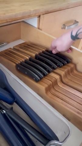 Space Saving Knife Block For Your Kitchen!