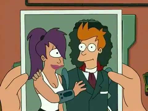 Futurama - Fry and Leela kiss