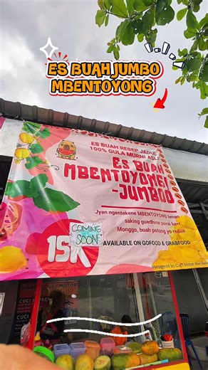 esbuah.mbentoyong on Instagram: "ES BUAH JUMBO MBENTOYONG! THE REAL ES BUAH kembali hadir di GENTAN. Sangat sehat buahnya, berisikan : Semangka Tanpa Biji, Melon, Pepaya, Buah Naga, Nangka - Rumput Laut Segar, Biji Selasih, Cincau Hitam, Krimer Carnation, Sirup Cocopandan 100% Gula Pasir. Khusus Dine In FREE REFILL Krimer ya Luuurrr. Harga Mulai 12rb Saja Gmap : Es Buah Mbentoyong Jumbo (Utara Masjid Al Aqsho - Shelter Mangesti) ."