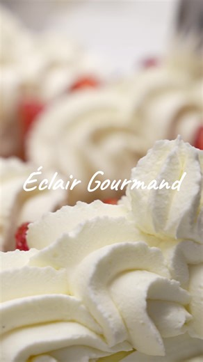 Eclair Gourmand
