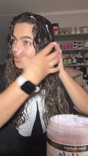 64K views · 516 reactions | For those that asked.. Here’s the products I use to style & nourish my curly hair.. I’ll be replying and answering any hair questions in the comments ❤️ | Shawnee Reid | Facebook