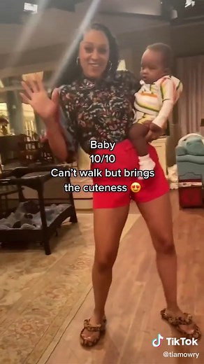 The #FamilyReunion cast wants to know, who did it best?! My vote is the baby! 😂😂😜😜