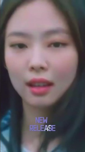 #JENNIE 全新单曲《Your Smile》正式上线！这支MV以清新温暖的画面风格为主，从自然的阳光下到城市街头的浪漫场景，每一帧都如同电影般唯美。| TME腾讯音乐 | 2024流行音乐