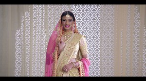 The modern yet traditional bridal look, now made effortless, for the most important day in your life. Book a personalized Bridal Consultation with our artists at your nearest store: https://goo.gl/pE6bgb #BobbiBrownBride | BobbiBrownIndia