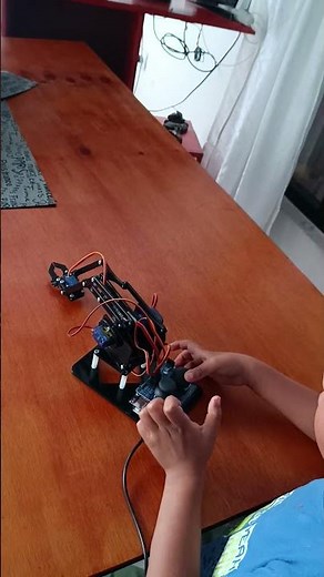 Brazo Robotico Mearm + Shield Control Dual Joystick Arduino