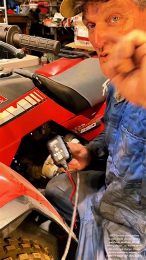 🚗 Small but mighty! This Compact Battery Maintainer & Reviver is your battery’s new BFF. Charges, maintains, and revives weak batteries in hours—perfect for weekend warriors, boat owners, and road trippers. Fits in your glove box, works with AGM, gel, and lithium batteries. No more calling for a tow—stay prepared! 🔋 | Tranquilof