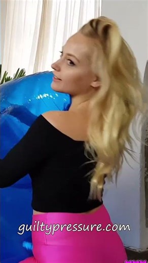 Testing the toughness of an IW inflatable transparent whale💦