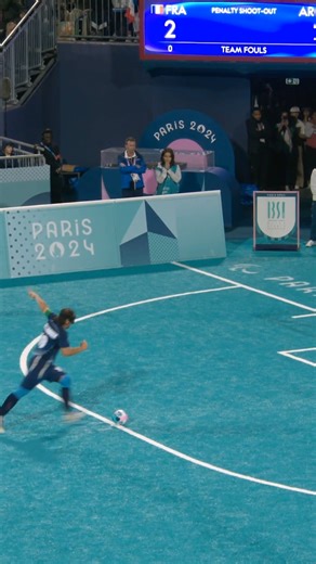 96K views · 1.9K reactions | We won't tire of watching this moment 凉 The golden dream came true for France, winning blind football gold on their home turf 磊 #Paralympics #Paris2024 | Paralympic Games | Facebook