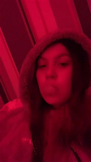 Summer Wallis Coulam (@summers_back.up_account)’s videos with