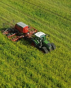 12K views · 54 reactions | Looking for alternatives? Sustainable and efficient, #Kverneland u-drill with MD disc unit reconciles minimum tillage and soil disturbance with precise seed placement. Whilst cover crops will help to reduce soil erosion and increase soil productivity, the u-drill with MD disc will lightly prepare a seeding strip of 30-50mm for best seed emergence. 朗 | Kverneland UK | Facebook