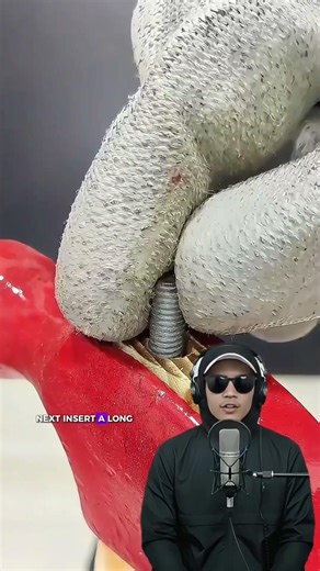 Genius trick to install hammer handle wood easily and firmly