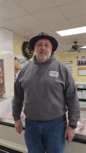 🔥 Weekend Meat Specials Are Here! 🔥 It may be chilly out, but football season is heating up and we’ve got everything you need to make your game-day meals unforgettable! 🏈❄️ From prime and choice ribeyes to fresh ground beef, flavorful pork chops, and a full lineup of chicken favorites, Ole Edgefield Butcher Shop has you covered for the weekend. Bundle up, grab your favorites, and make something delicious! 🍖🔥 Order online or by phone. See y’all soon! 👋 | Ole Edgefield Butcher Shop