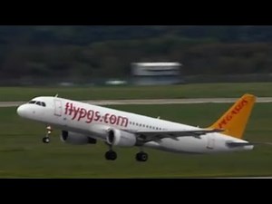 Airplane take off and landing with Airbus and Boeing planes
