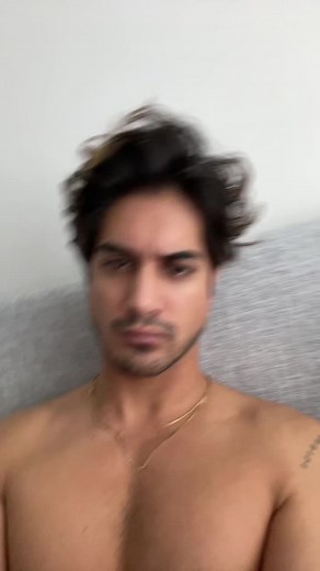 Avanjogia (@avan.jogia)’s videos with オリジナル楽曲 - ローカルカンピオーネ🗾👑